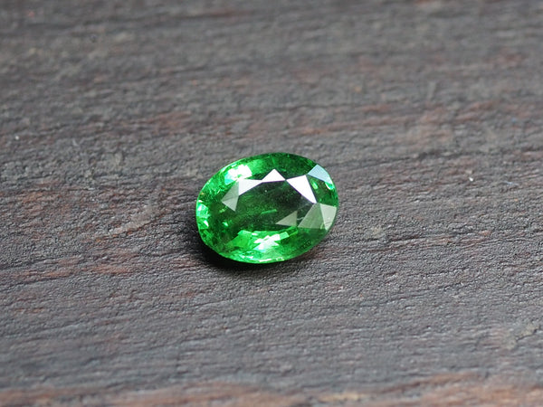 Tsavorite de 2,46 carats !